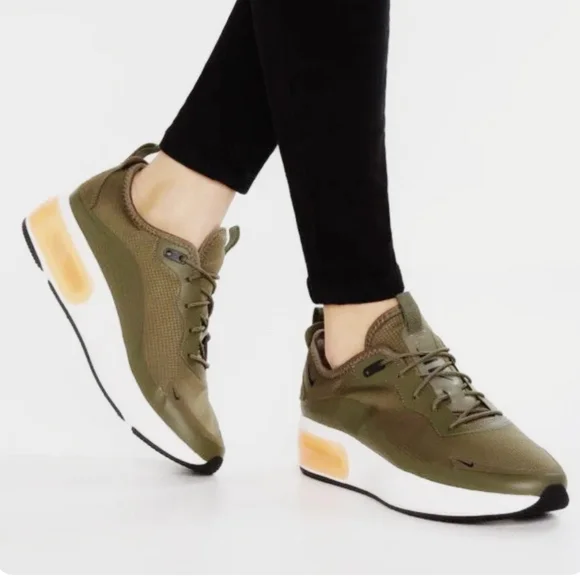 Nike Air Max Dia Medium Olive Women's Size 7.5 - Picture 12 of 12